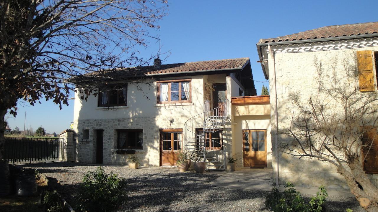 Domaine De Poudos Acomodação com café da manhã Auterive  Exterior foto