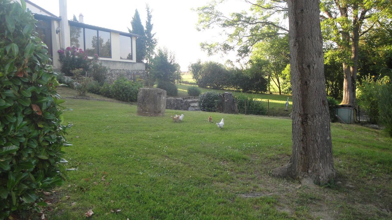 Domaine De Poudos Acomodação com café da manhã Auterive  Exterior foto